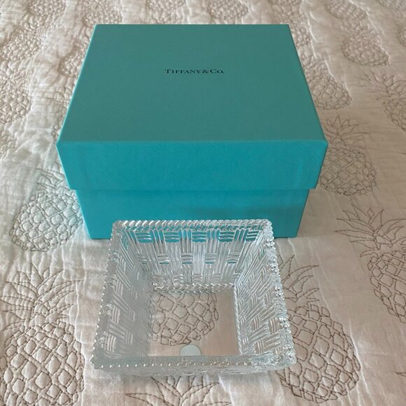 TIFFANY & CO Basket Weave Crystal Bowl - Picture 3 of 4